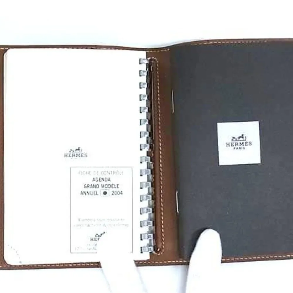 Hermes Agenda GM Courchevel Silver Hardware Notebook Schedule Book